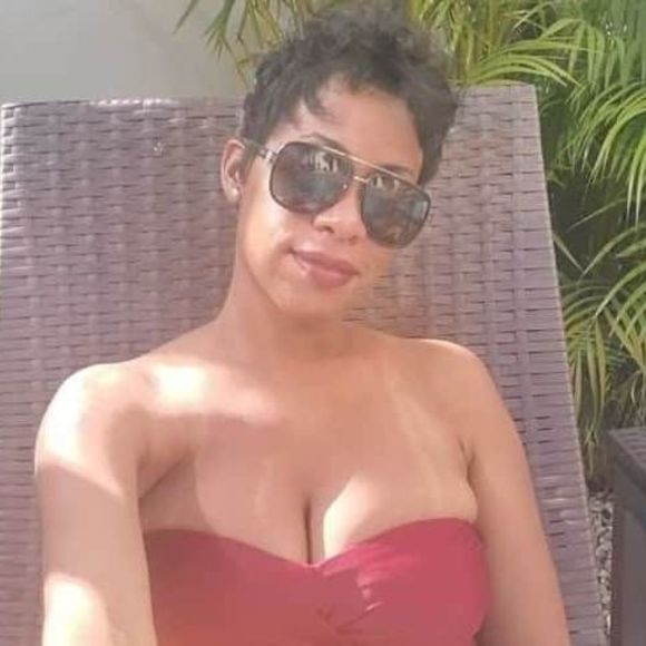 Meet your Posher, Robin - Picture 1 of 1